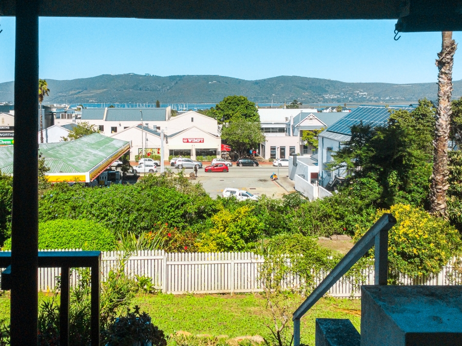 2 Bedroom Property for Sale in Knysna Central Western Cape